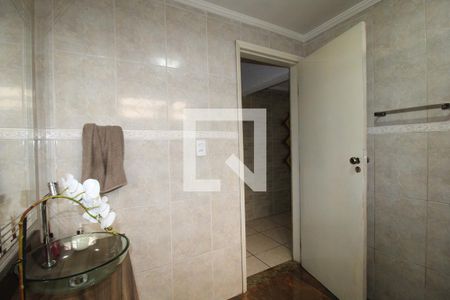 Casa à venda com 250m², 3 quartos e 2 vagasBanheiro