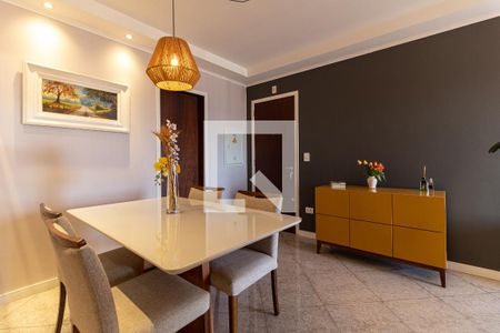Sala de apartamento à venda com 2 quartos, 69m² em Vila Santo Estefano, São Paulo