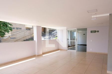 Apartamento à venda com 116m², 2 quartos e 2 vagasEntrada