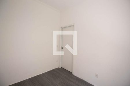Apartamento à venda com 2 quartos, 57m² em Vila Sabrina, São Paulo