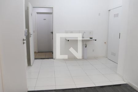 Sala de apartamento à venda com 2 quartos, 57m² em Vila Sabrina, São Paulo