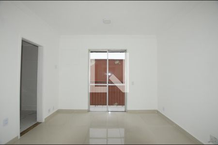 Sala de apartamento para alugar com 2 quartos, 100m² em Madureira, Rio de Janeiro