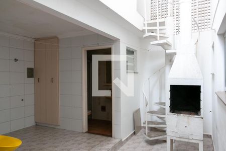 Casa à venda com 168m², 3 quartos e 2 vagasÁrea de Serviço