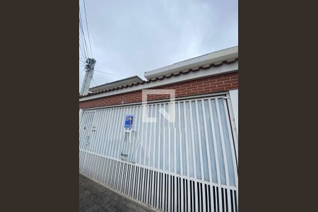 Casa à venda com 168m², 3 quartos e 2 vagasFachada