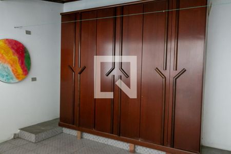 Casa à venda com 168m², 3 quartos e 2 vagasÁrea Externa