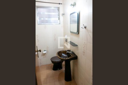 Casa à venda com 168m², 3 quartos e 2 vagasBanheiro 1