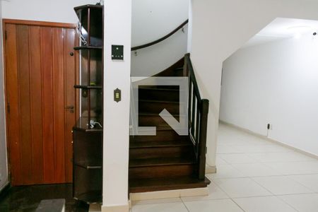 Sala de casa à venda com 3 quartos, 168m² em Nova Petrópolis, São Bernardo do Campo