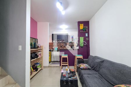 Sala de casa de condomínio à venda com 2 quartos, 113m² em Piedade, Rio de Janeiro
