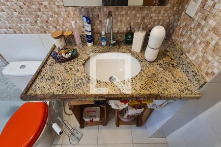 Casa de condomínio à venda com 113m², 2 quartos e 1 vaga Casa de condomínio à venda com 113m², 2 quartos e 1 vagaBanheiro