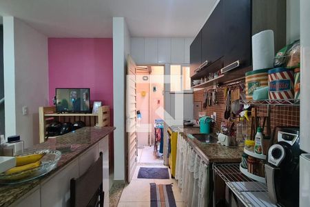 Casa de condomínio à venda com 113m², 2 quartos e 1 vaga Casa de condomínio à venda com 113m², 2 quartos e 1 vagaCozinha