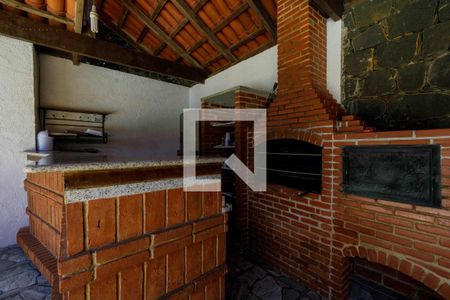 Casa de condomínio à venda com 800m², 4 quartos e 5 vagasQuintal Churrasqueira