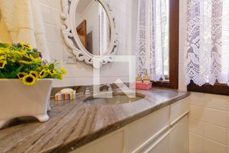 Casa de condomínio à venda com 800m², 4 quartos e 5 vagasBanheiro Suíte 4