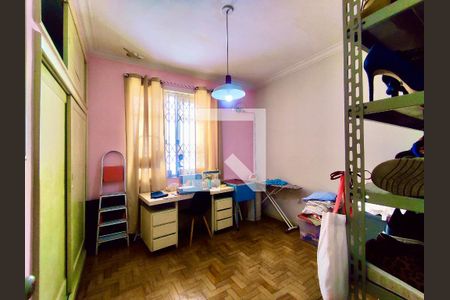 Casa à venda com 220m², 5 quartos e 1 vaga Casa à venda com 220m², 5 quartos e 1 vagaQuarto 2