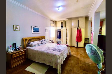 Casa à venda com 220m², 5 quartos e 1 vaga Casa à venda com 220m², 5 quartos e 1 vagaQuarto