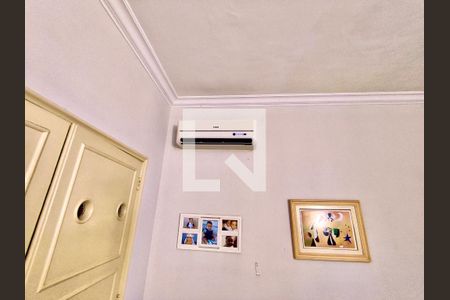 Casa à venda com 220m², 5 quartos e 1 vaga Casa à venda com 220m², 5 quartos e 1 vagaQuarto 1Cozinha