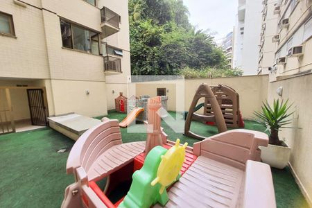 Apartamento à venda com 180m², 4 quartos e 3 vagas Apartamento à venda com 180m², 4 quartos e 3 vagasÁrea comum