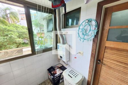 Apartamento à venda com 180m², 4 quartos e 3 vagas Apartamento à venda com 180m², 4 quartos e 3 vagasÁrea de Serviço