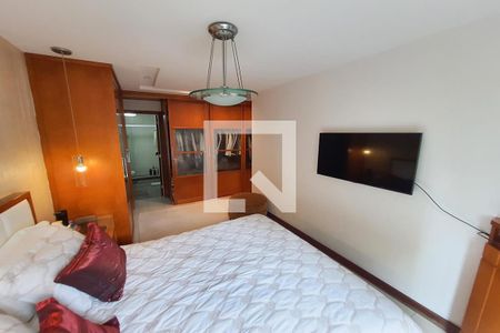 Apartamento à venda com 180m², 4 quartos e 3 vagas Apartamento à venda com 180m², 4 quartos e 3 vagasSuíte 2