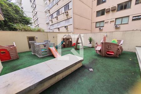 Apartamento à venda com 180m², 4 quartos e 3 vagas Apartamento à venda com 180m², 4 quartos e 3 vagasÁrea comum