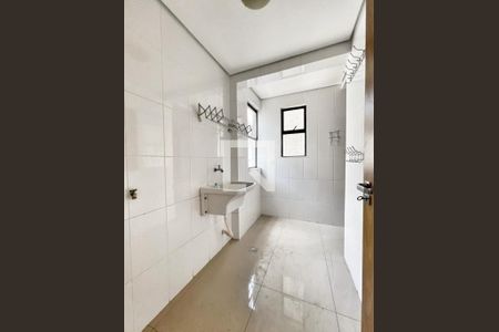 Apartamento à venda com 204m², 4 quartos e 4 vagas Apartamento à venda com 204m², 4 quartos e 4 vagasÁrea de Serviço