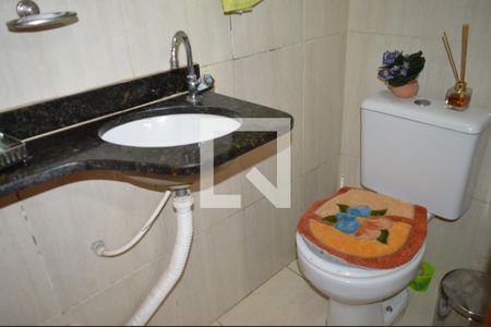 Casa à venda com 89m², 2 quartos e 1 vagaBanheiro
