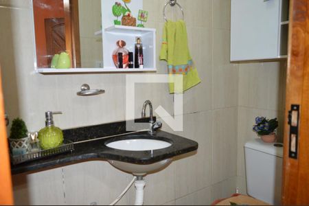 Casa à venda com 89m², 2 quartos e 1 vagaBanheiro