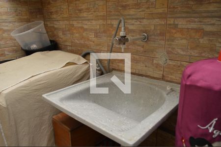 Casa à venda com 89m², 2 quartos e 1 vagaÁrea de Serviço