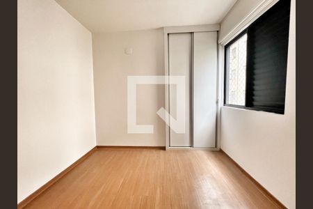 Quarto 1 de apartamento à venda com 4 quartos, 180m² em Buritis, Belo Horizonte