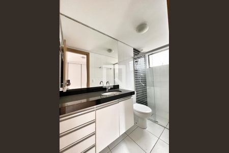 Apartamento à venda com 180m², 4 quartos e 3 vagas Apartamento à venda com 180m², 4 quartos e 3 vagasBanheiro