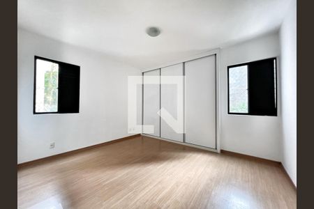 Apartamento à venda com 180m², 4 quartos e 3 vagas Apartamento à venda com 180m², 4 quartos e 3 vagasQuarto 4