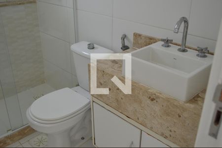 Casa à venda com 131m², 3 quartos e 2 vagasBanheiro da suíte 2