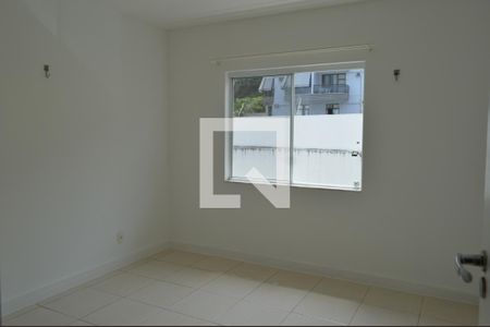 Casa à venda com 131m², 3 quartos e 2 vagasSuíte 3