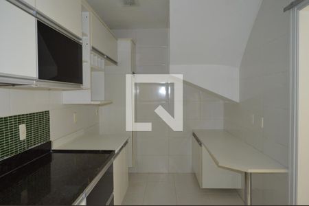 Casa à venda com 131m², 3 quartos e 2 vagasCozinha