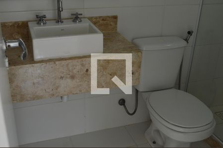 Casa à venda com 131m², 3 quartos e 2 vagasBanheiro da suíte 3