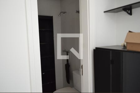 Casa à venda com 131m², 3 quartos e 2 vagasÁrea de serviço - Banheiro