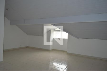 Casa à venda com 131m², 3 quartos e 2 vagasTerceiro andar