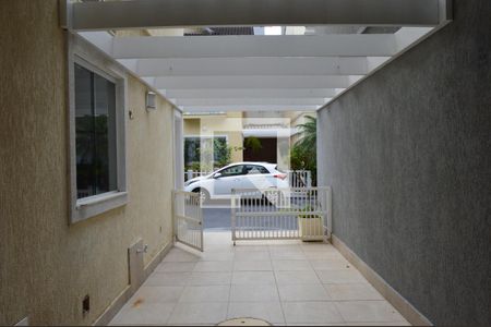 Casa à venda com 131m², 3 quartos e 2 vagasGaragem