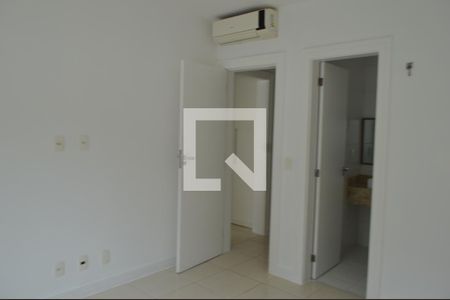 Casa à venda com 131m², 3 quartos e 2 vagasSuíte 3