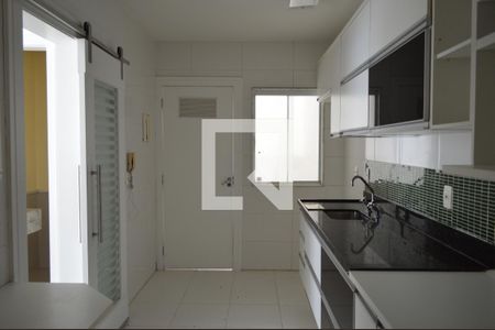 Casa à venda com 131m², 3 quartos e 2 vagasCozinha
