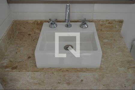 Casa à venda com 131m², 3 quartos e 2 vagasBanheiro da suíte 3