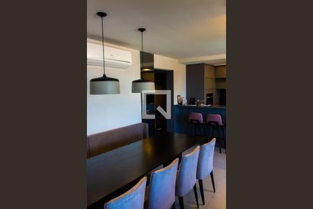 Apartamento para alugar com 90m², 1 quarto e 2 vagas Apartamento para alugar com 90m², 1 quarto e 2 vagasSala de Jantar