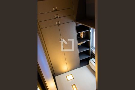 Apartamento para alugar com 90m², 1 quarto e 2 vagas Apartamento para alugar com 90m², 1 quarto e 2 vagasCloset
