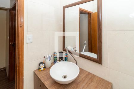 Casa à venda com 270m², 5 quartos e 2 vagasBanheiro 4