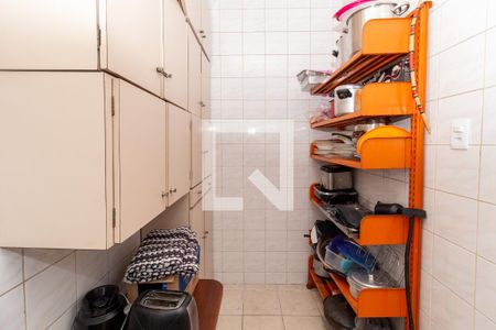 Casa à venda com 270m², 5 quartos e 2 vagasÁrea de Serviço