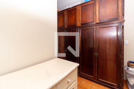 Casa à venda com 270m², 5 quartos e 2 vagasQuarto 2 (Suíte 2)