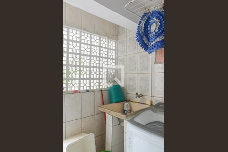 Casa à venda com 240m², 2 quartos e 3 vagas Casa à venda com 240m², 2 quartos e 3 vagasÁrea de Serviço