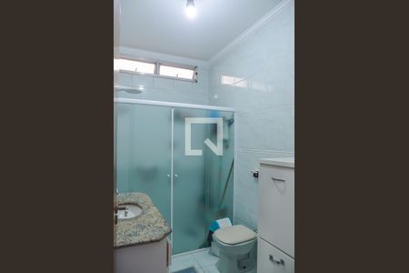 Casa à venda com 240m², 2 quartos e 3 vagas Casa à venda com 240m², 2 quartos e 3 vagasBanheiro