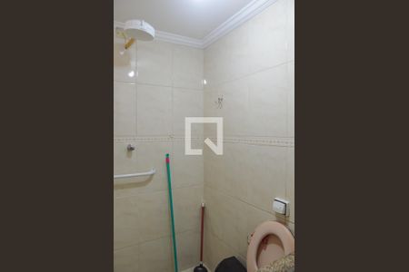 Casa à venda com 240m², 2 quartos e 3 vagas Casa à venda com 240m², 2 quartos e 3 vagasBanheiro da Suíte