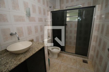 Apartamento para alugar com 65m², 2 quartos e sem vagaBanheiro