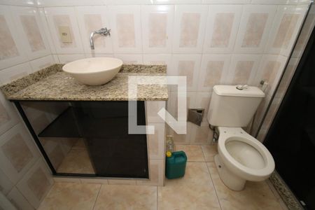 Apartamento para alugar com 65m², 2 quartos e sem vagaBanheiro